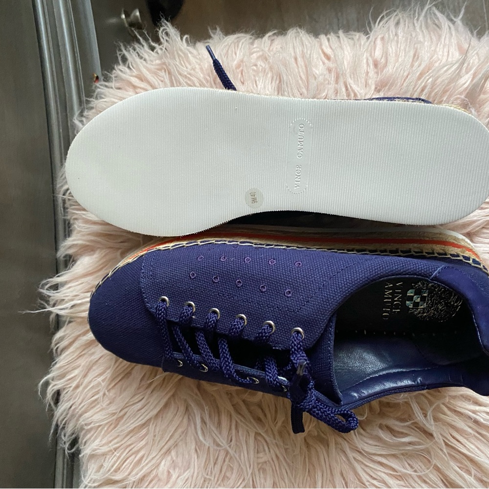 vince camuto tennis shoes